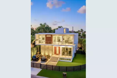 201 Palm Ave, Miami Beach, FL 33139 - Photo 1
