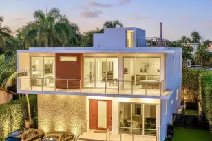 201 Palm Ave, Miami Beach, FL 33139 - Photo 1
