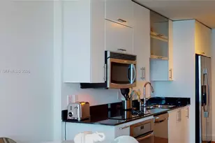 60 SW 13th St, Miami, FL 33130 - Photo 5