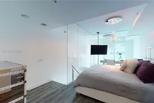 60 SW 13th St, Miami, FL 33130 - Photo 17