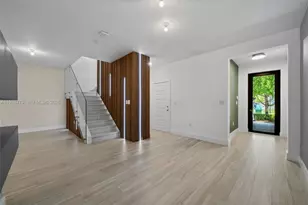 8106 NW 105th Ct, Doral, FL 33178 - Photo 11