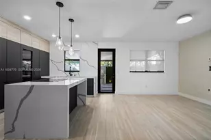 8106 NW 105th Ct, Doral, FL 33178 - Photo 9