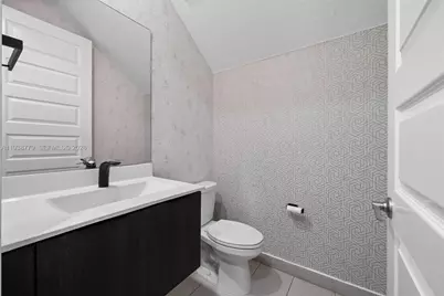 8106 NW 105th Ct, Doral, FL 33178 - Photo 3