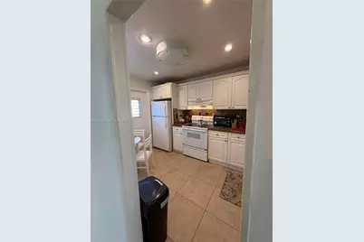 500 NE 14th Ave #302, Hallandale Beach, FL 33009 - Photo 7