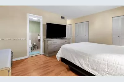 1024 SE 3rd Ave #304, Dania Beach, FL 33004 - Photo 15