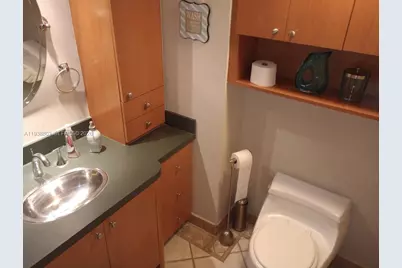 6830 Indian Creek Dr #5B, Miami Beach, FL 33141 - Photo 7