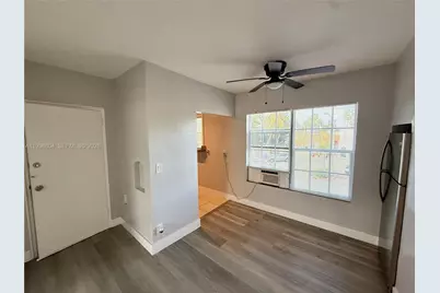 6940 Bay Dr #7, Miami Beach, FL 33141 - Photo 3