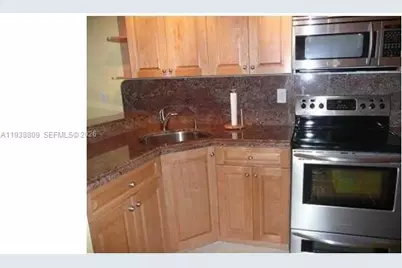 100 Lincoln Rd #1631, Miami Beach, FL 33139 - Photo 9