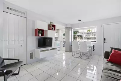 3133 S Ocean Dr #218, Hallandale Beach, FL 33009 - Photo 1