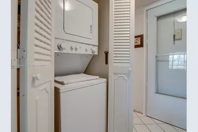 3959 Via Poinciana #605, Lake Worth, FL 33467 - Photo 7