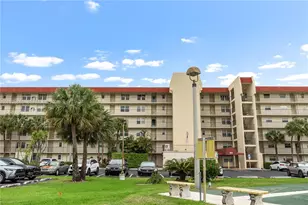 3959 Via Poinciana, Lake Worth, FL 33467 - Photo 1