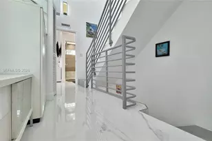 734 Michigan Ave, Miami Beach, FL 33139 - Photo 13