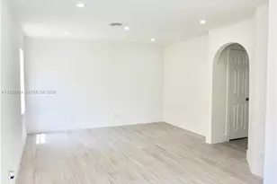 239 NW 107th Ave, Pembroke Pines, FL 33026 - Photo 7