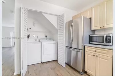 159 Hidden Ct Rd, Hollywood, FL 33023 - Photo 5