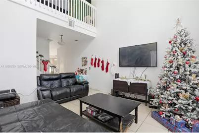 5355 SW 40th Ave, Dania Beach, FL 33314 - Photo 5