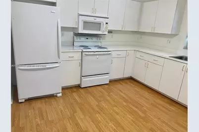 540 SE 21st Ln #540, Homestead, FL 33033 - Photo 5