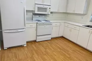 540 SE 21st Ln, Homestead, FL 33033 - Photo 5