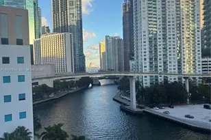 350 S Miami Ave, Miami, FL 33130 - Photo 5