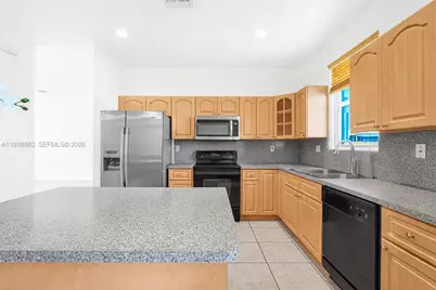 5885 SW 102nd Ave, Cooper City, FL 33328 - Photo 13