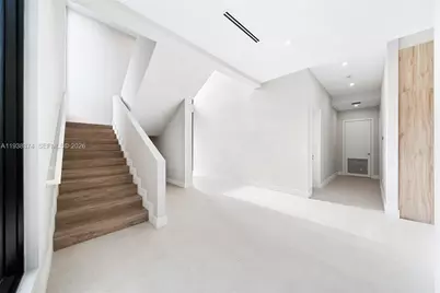 1117 SE 9th St, Fort Lauderdale, FL 33316 - Photo 9