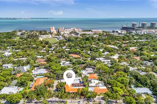 110 W Shore Dr W, Miami, FL 33133 - Photo 39