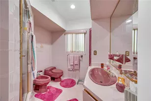 110 W Shore Dr W, Miami, FL 33133 - Photo 27