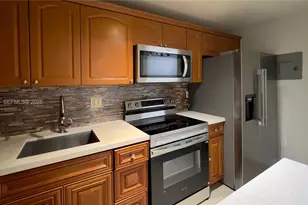 4360 NW 79th Ave, Doral, FL 33166 - Photo 9