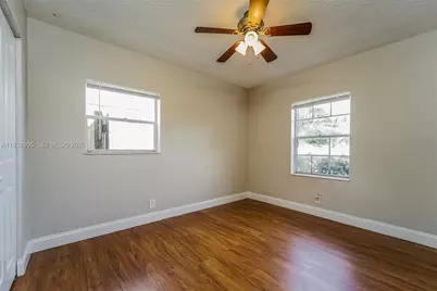 7872 SW 4th Pl, North Lauderdale, FL 33068 - Photo 9