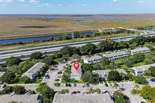 8251 San Carlos Cir, Tamarac, FL 33321 - Photo 23