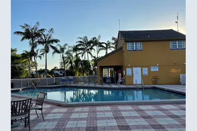 9711 Fontainebleau Blvd #D203, Miami, FL 33172 - Photo 33