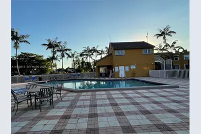 9711 Fontainebleau Blvd #D203, Miami, FL 33172 - Photo 35