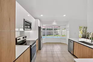 14300 SW 152nd Pl, Miami, FL 33196 - Photo 5