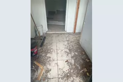 2281 NW 153rd St, Miami Gardens, FL 33054 - Photo 15