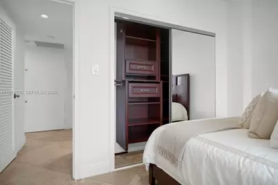 4747 Collins Ave #1403, Miami Beach, FL 33140 - Photo 19