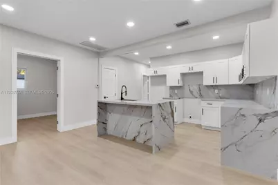 559 NW 2nd St #A, Florida City, FL 33034 - Photo 13