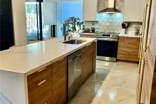 6201 Portsmouth Ln, Davie, FL 33331 - Photo 3