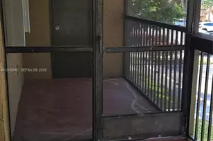 10416 NW 8th St, Pembroke Pines, FL 33026 - Photo 39