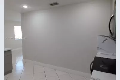 846 W 31st St #-, Hialeah, FL 33012 - Photo 9