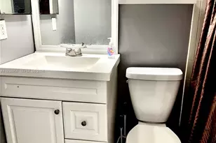 5580 Lakeside Dr, Margate, FL 33063 - Photo 7