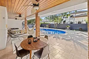 7910 NW 169th Terrace, Miami Lakes, FL 33016 - Photo 19