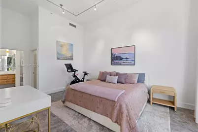 2001 Meridian Ave #107, Miami Beach, FL 33139 - Photo 15