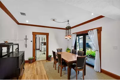 452 SW 21st Rd, Miami, FL 33129 - Photo 9