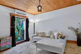 452 SW 21st Rd, Miami, FL 33129 - Photo 25