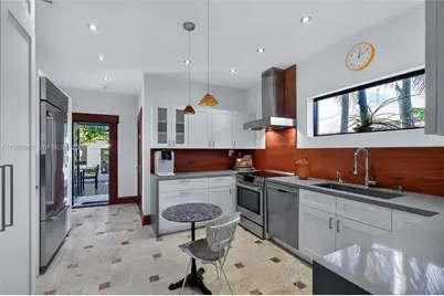 452 SW 21st Rd, Miami, FL 33129 - Photo 11