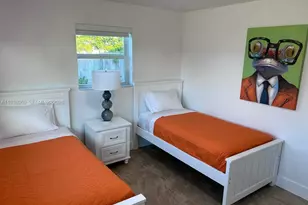 6900 SW 3rd St, Pembroke Pines, FL 33023 - Photo 11