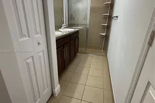 917 SW 147th Ave, Pembroke Pines, FL 33027 - Photo 21