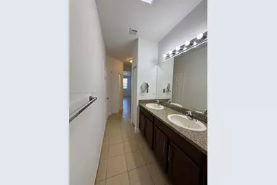 917 SW 147th Ave #2006, Pembroke Pines, FL 33027 - Photo 21