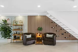 918 NE 26th Ave, Hallandale Beach, FL 33009 - Photo 5