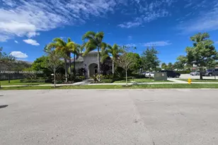 1705 SE 27th Rd, Homestead, FL 33035 - Photo 15