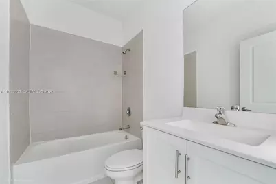 1705 SE 27th Rd, Homestead, FL 33035 - Photo 13